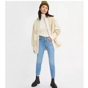Levi’s Wedgie High Rise Ankle Crop  Sz 26